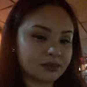 Meet your Posher, Amina